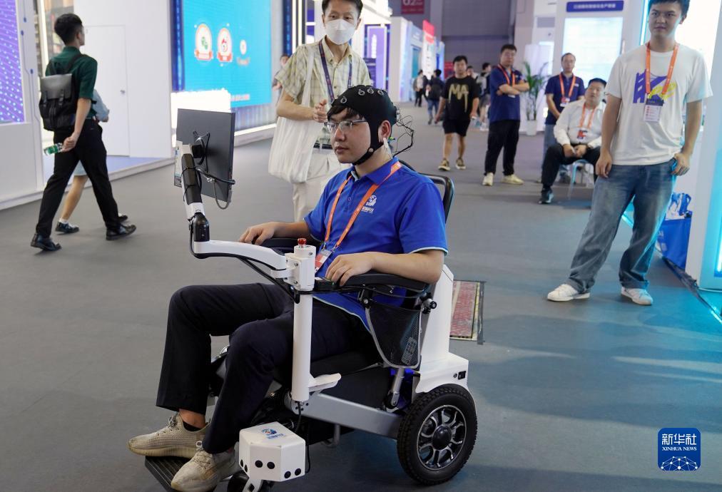 冰球突破手机试玩